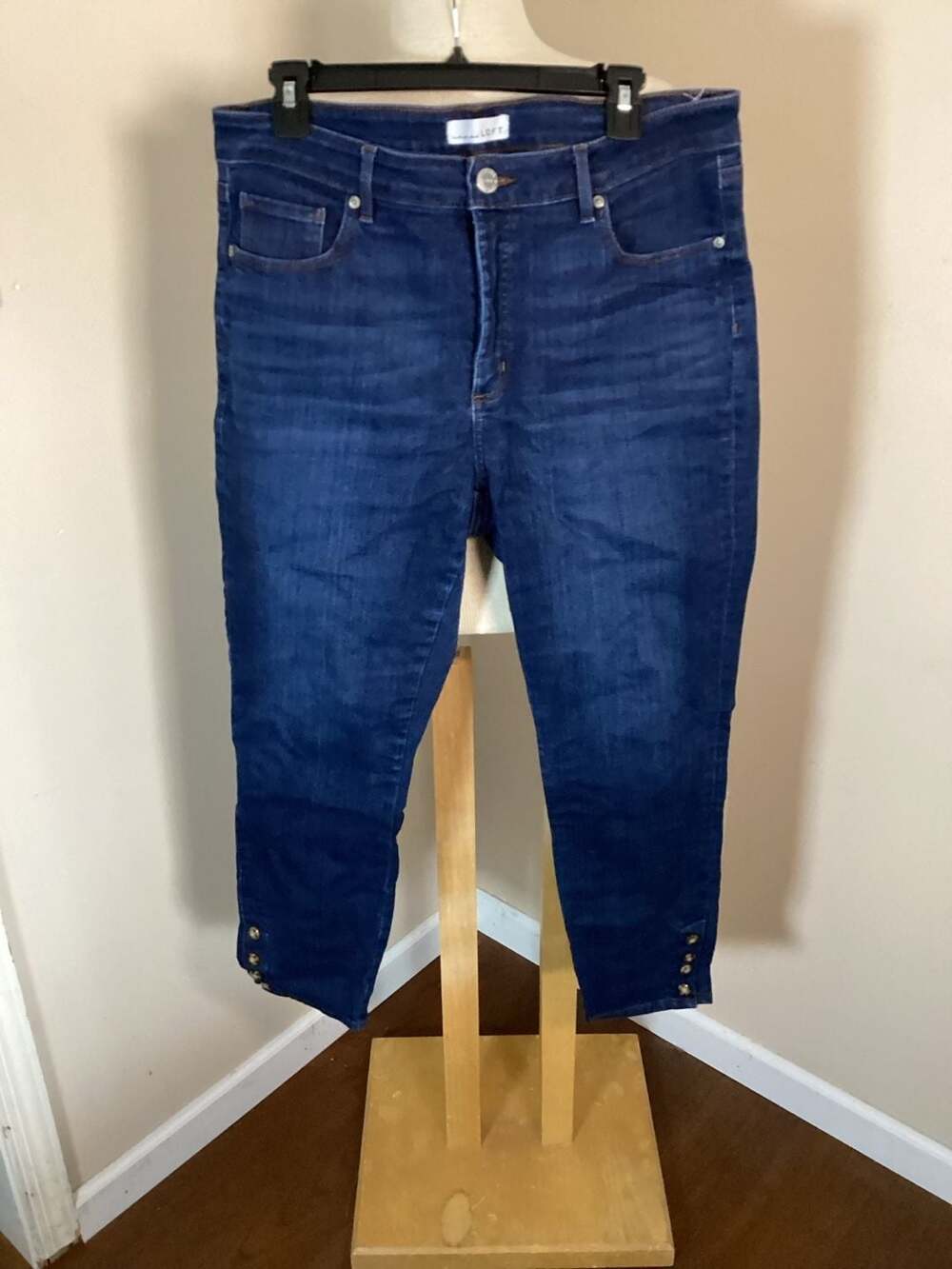 LOFT Curvy Skinny Jeans Size 32/14 Dark Wash Button Hem